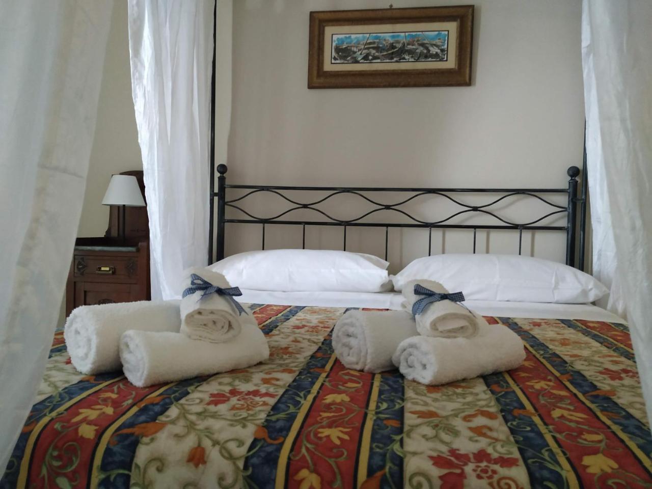 קסטלמרה די סטביה Il Timone B&B מראה חיצוני תמונה